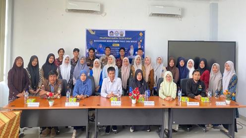 Universitas Islam Negeri Mahmud Yunus Batusangkar bekerja sama dengan International Islamic Studies Development and Research Center (IISDRC) menyelenggarakan kegiatan Academic Writing Class